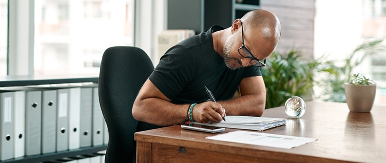 A man pens his blood sugar levels