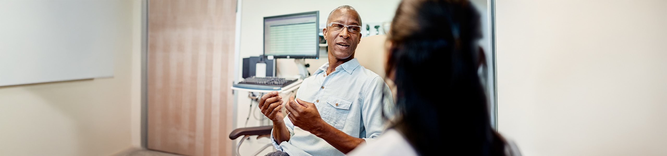 Patient talking to a doctor