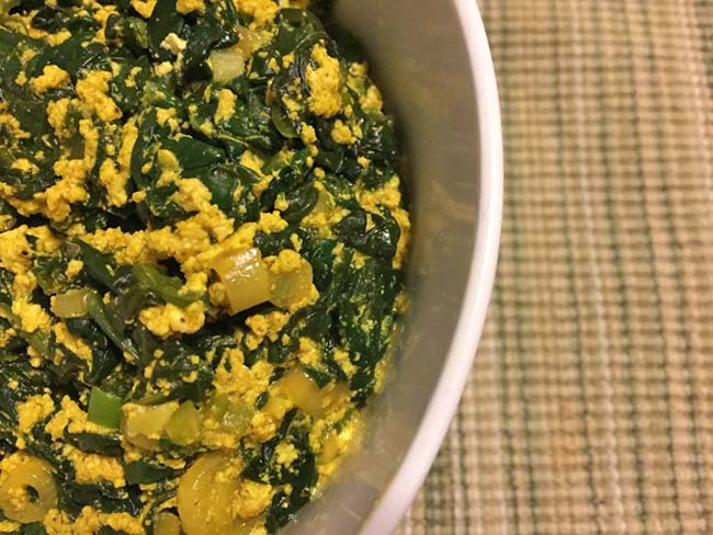 Bowl of tandoori spinach.