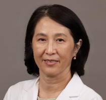 Photo of Nina Xuan Trinh, MD