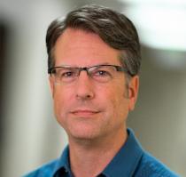 Photo of Michael J Dumont, LMFT