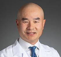 Photo of Justice Huy Duc Tran, MD