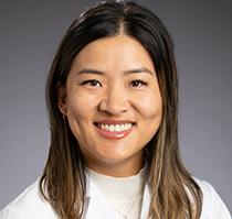 Photo of Teri Zhang Diamond, MD